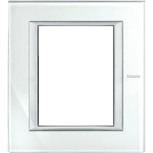 Bticino - Afdekraam schakelmateriaal - BTHA4826VSW BTHA4826VSW 12040391