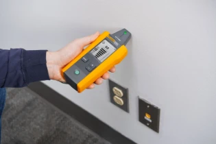 Fluke - Locator voor ondergrondse kabels/leidingen en elektronische markeringen - FLUKE-2052 5353853 12476262